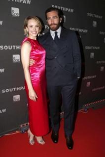 Rachel McAdams feet photo thumbnail