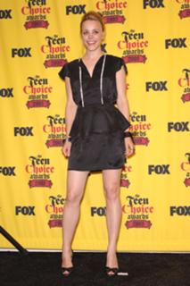 Rachel McAdams feet photo thumbnail