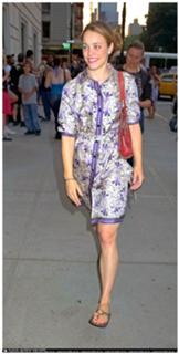 Rachel McAdams feet photo thumbnail