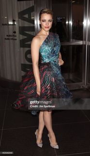 Rachel McAdams feet photo 3