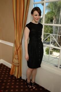 Rachel McAdams feet photo thumbnail