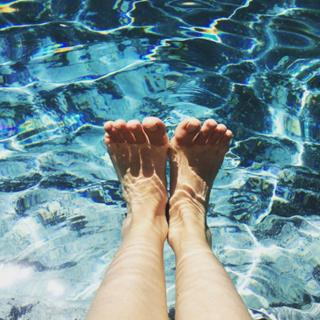 Rachel Melvin feet photo 10