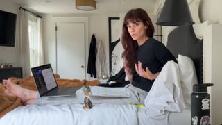 Rachel Melvin feet photo 3