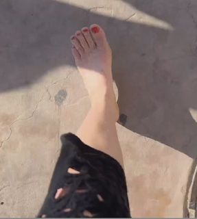 Rachel Melvin feet photo 17