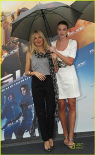 Rachel Nichols feet photo thumbnail