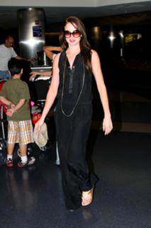 Rachel Nichols feet photo thumbnail