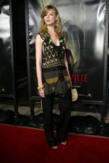 Rachel Nichols feet photo thumbnail