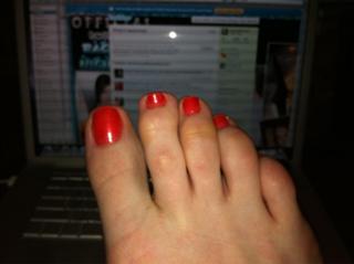 Rachel Nichols feet photo thumbnail