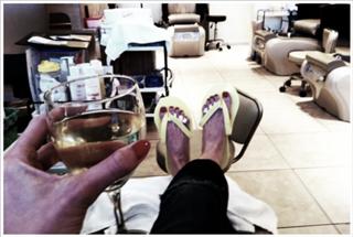 Rachel Nichols feet photo thumbnail