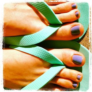 Rachel Nichols feet photo thumbnail