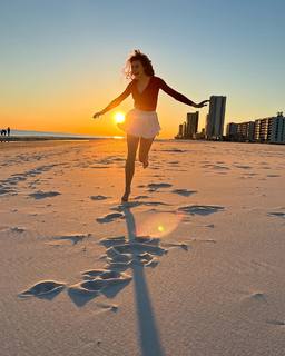 Rachel Pizzolato feet photo thumbnail