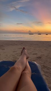 Rachel Pizzolato feet photo thumbnail