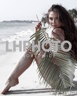 Rachel Pizzolato feet photo thumbnail