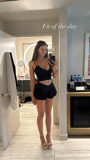 Rachel Pizzolato feet photo thumbnail