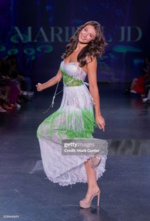 Rachel Pizzolato feet photo thumbnail