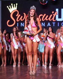 Rachel Pizzolato feet photo thumbnail