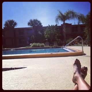 Rachel Platten feet photo 14
