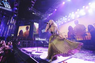 Rachel Platten feet photo 20