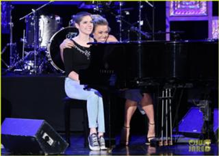 Rachel Platten feet photo 11