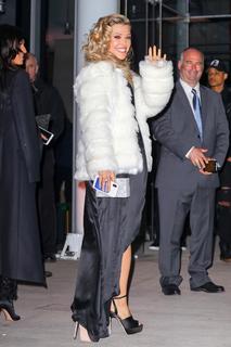 Rachel Platten feet photo 19