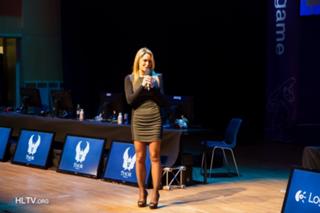 Rachel Quirico feet photo 4