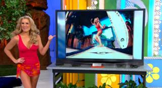 Rachel Reynolds feet photo thumbnail