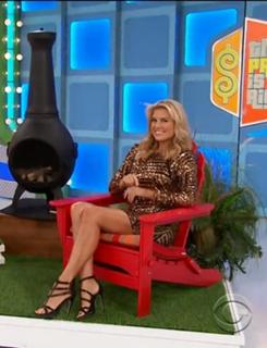 Rachel Reynolds feet photo thumbnail