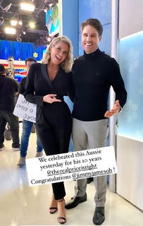 Rachel Reynolds feet photo thumbnail