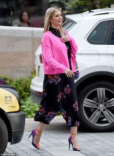 Rachel Riley feet photo thumbnail