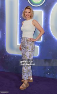 Rachel Riley feet photo thumbnail