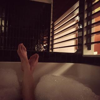 Rachel Roberts feet photo 13