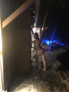 Rachel Sennott feet photo thumbnail