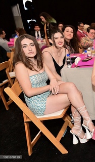 Rachel Sennott feet photo thumbnail