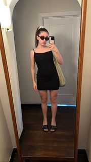 Rachel Sennott feet photo thumbnail