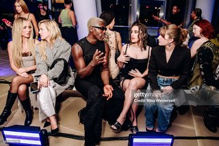 Rachel Sennott feet photo thumbnail