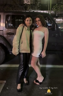 Rachel Sennott feet photo thumbnail