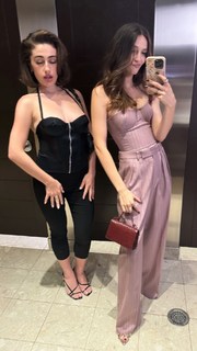 Rachel Sennott feet photo thumbnail