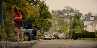 Rachel Sennott feet photo thumbnail