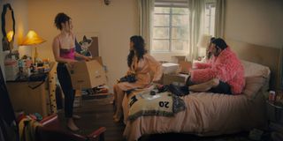 Rachel Sennott feet photo thumbnail