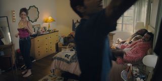 Rachel Sennott feet photo thumbnail