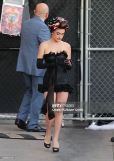 Rachel Sennott feet photo 6