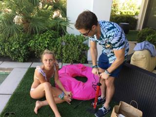 Rachel Skarsten feet photo 5