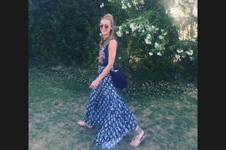 Rachel Skarsten feet photo 14
