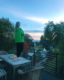Rachel Skarsten feet photo 19