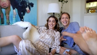 Rachel Skarsten feet photo 11