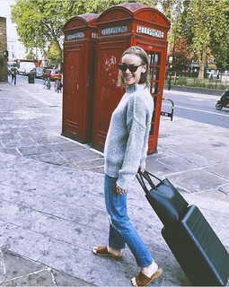 Rachel Skarsten feet photo 18