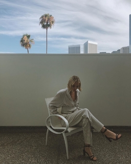 Rachel Skarsten feet photo 12