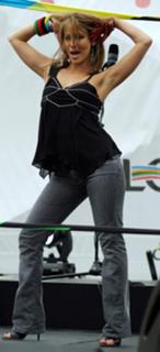 Rachel Stevens feet photo thumbnail