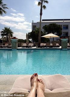 Rachel Stevens feet photo thumbnail