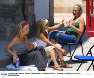 Rachel Stevens feet photo thumbnail